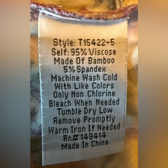 Johnny Was Floral Pink Top - Picture 4 of 4